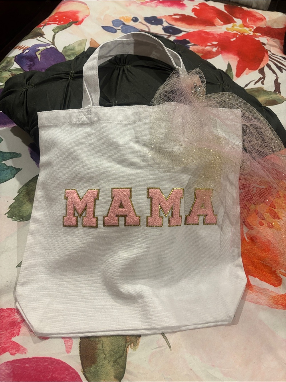 White Canvas Tote Bag with Pink 'MAMA' Lettering and Gold Trim